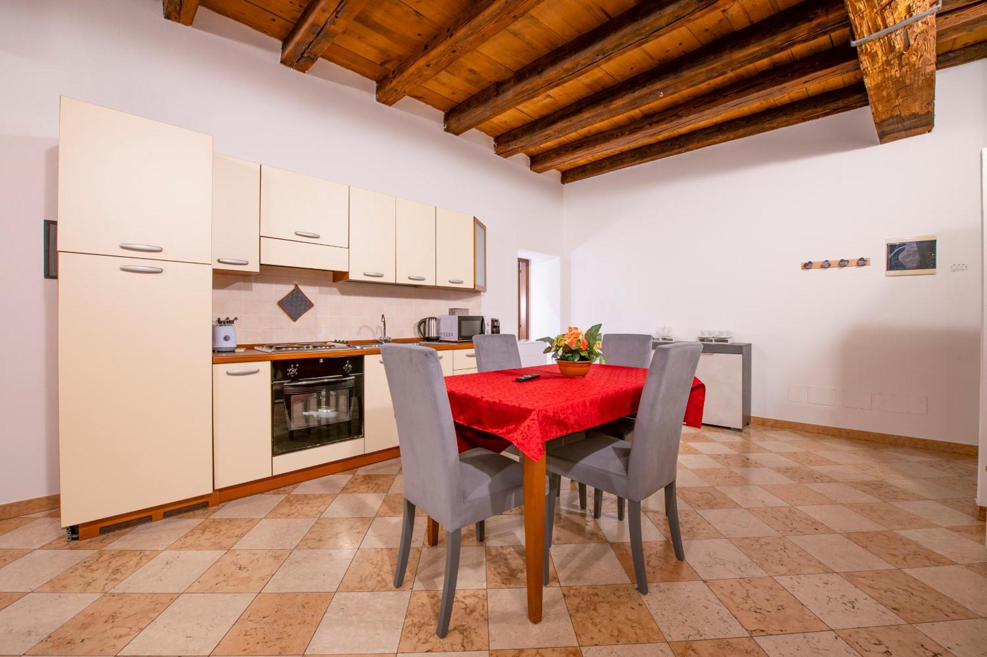 Palace Home Mazzini Verona Center Exterior photo